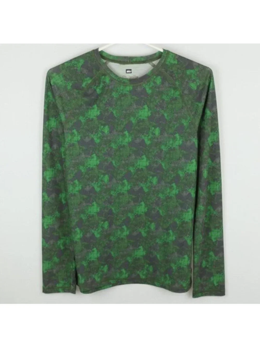 REI Boys XL Green Gray Crewneck Lightweight Long Sleeve Base Layer Tech Tee